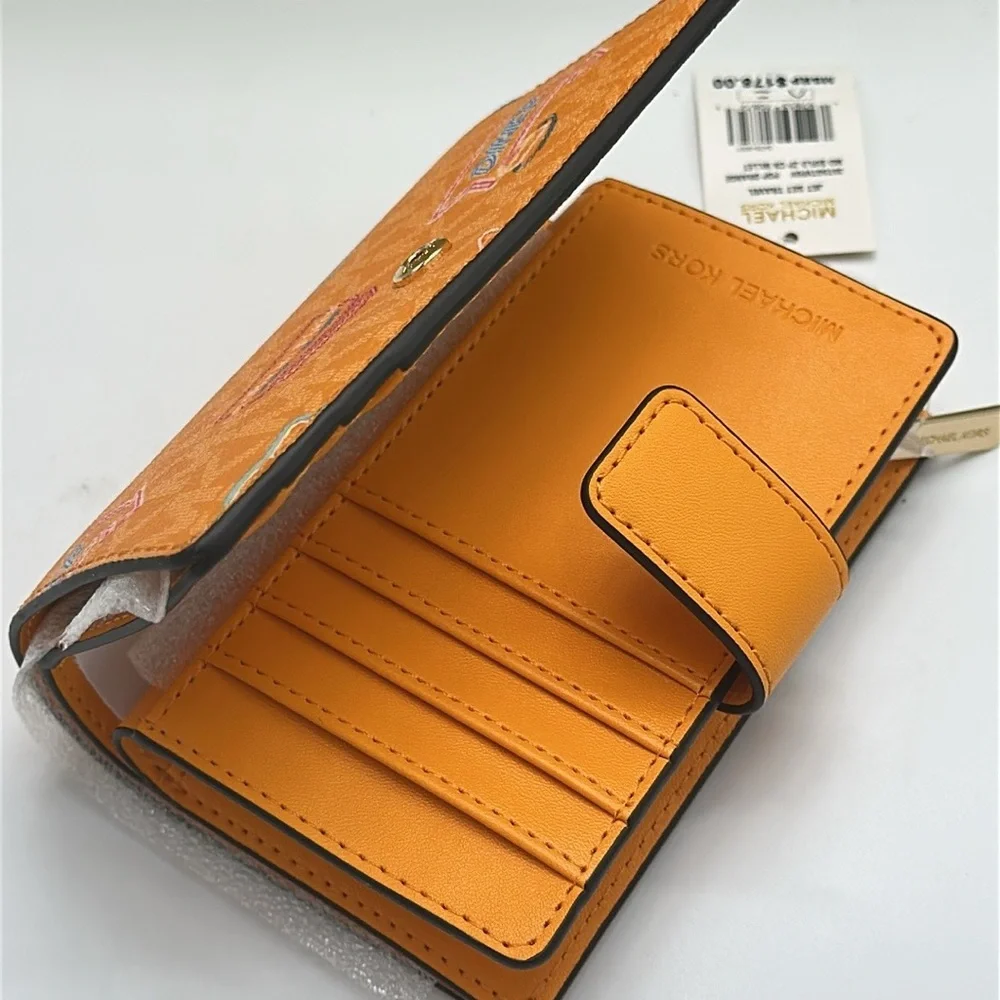 Michael Kors Jet Set Travel Medium Printed Signature Logo Bi-Fold
Pop Orange - Picture 11 of 14